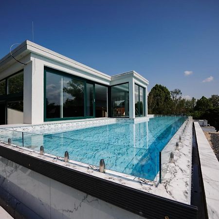 שיופוק White&Blue Apartman מראה חיצוני תמונה
